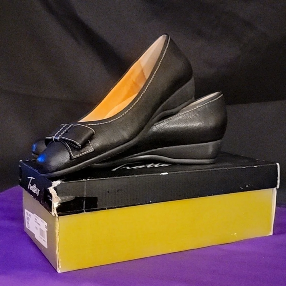 COPY - Trotters Black Leather Wedge